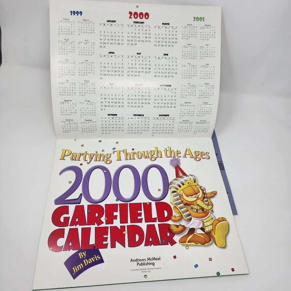 Lot of 2 Vtg 2000 & 2002 Garfield the Cat Wall Calendars 13